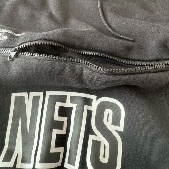 Jordan, Black Brooklyn nets , hoodie men’s medium - Picture 6 of 7